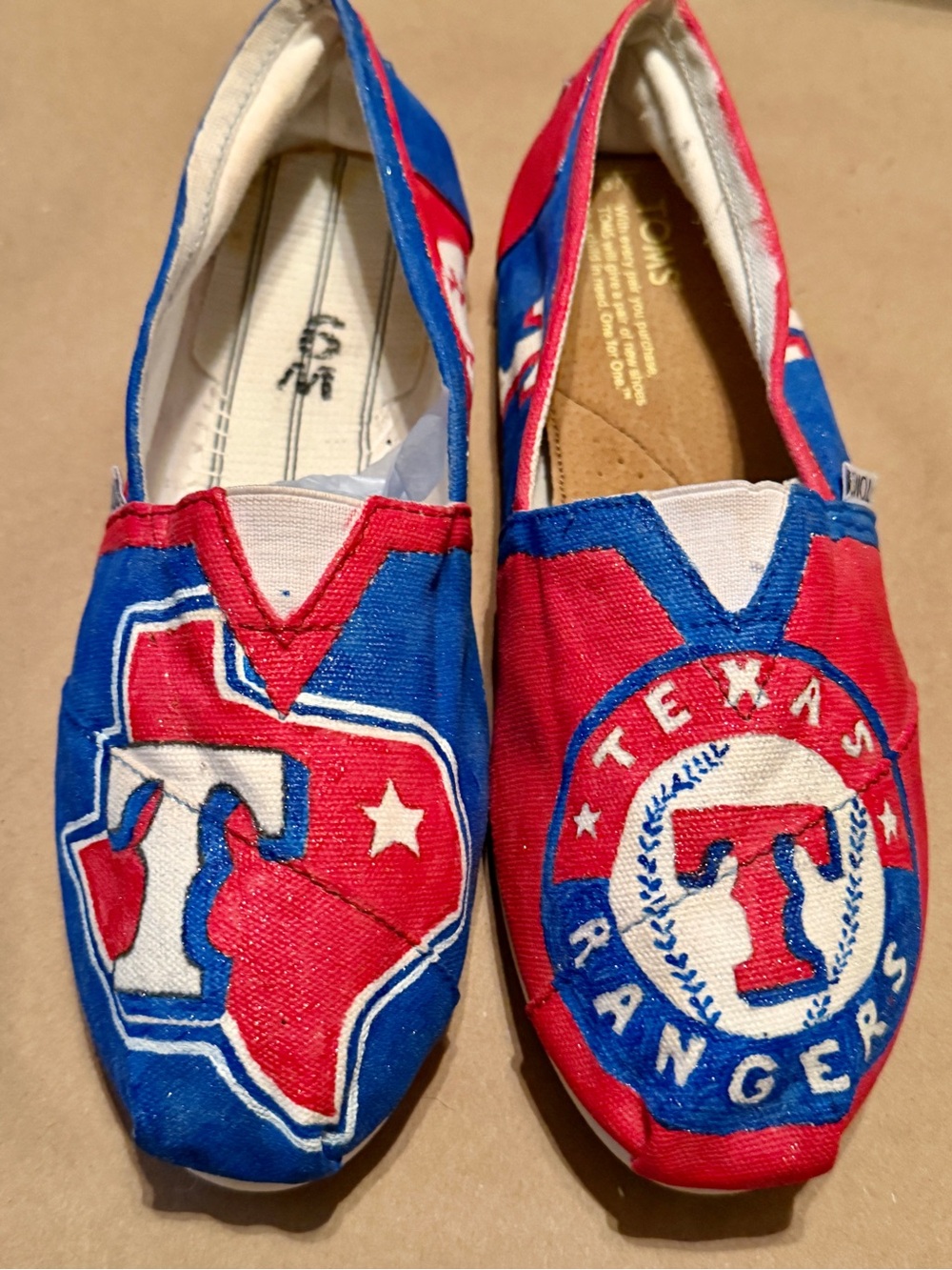 TOMS Hand-Painted Texas Rangers Sz 9